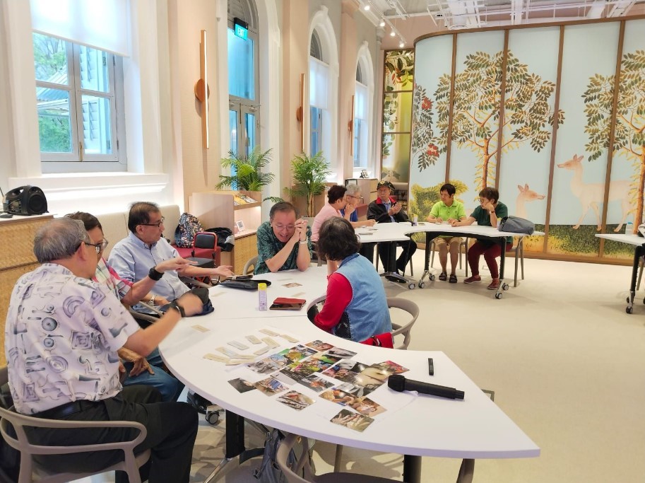 Seniors-Meet-Seniors (SMS) Knowledge Café