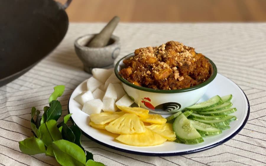 tastes-of-our-time-satay-ayam-goreng